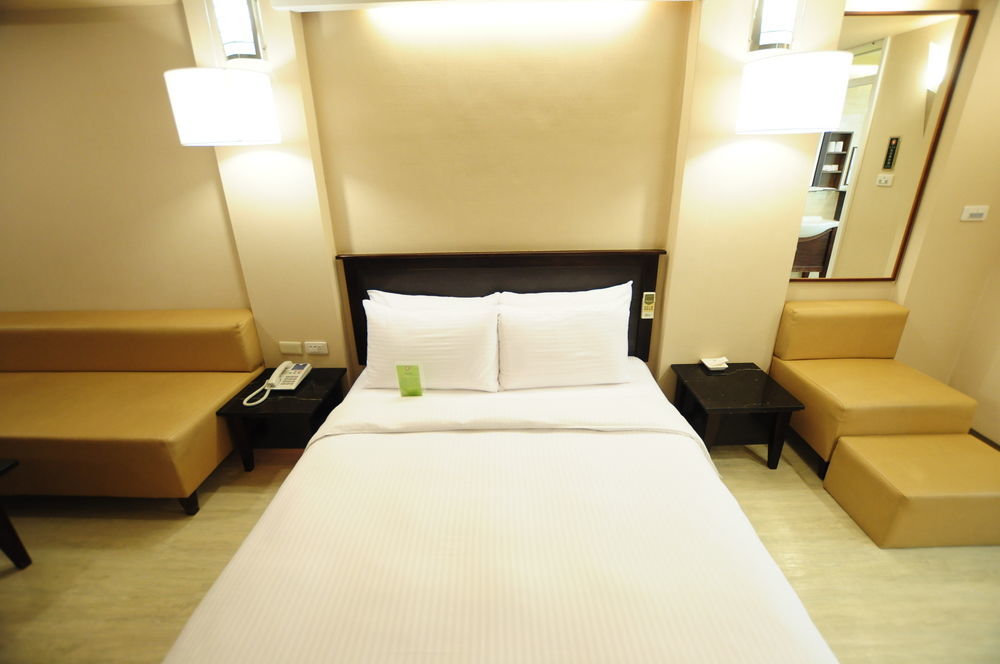 גאושיונג Kindness Hotel Shinkuchan מראה חיצוני תמונה