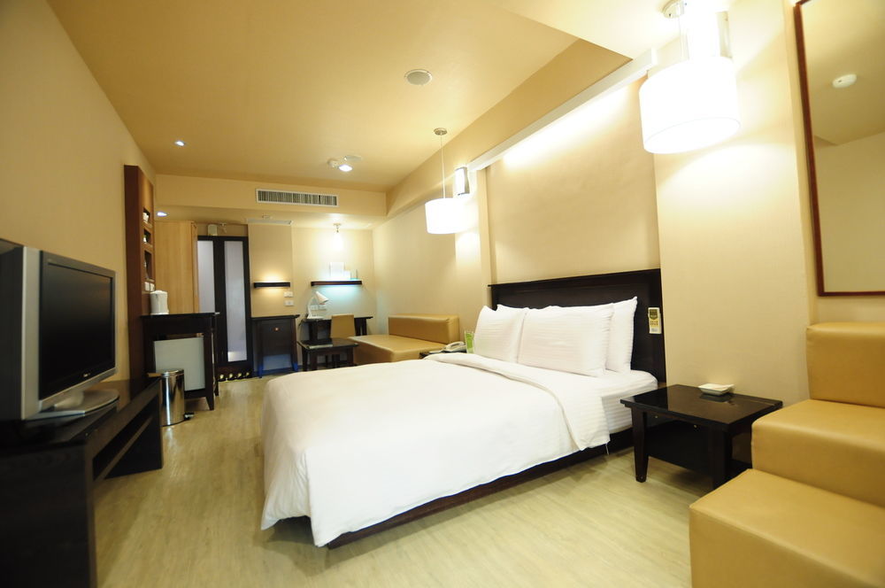 גאושיונג Kindness Hotel Shinkuchan מראה חיצוני תמונה